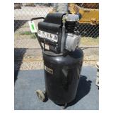 Central Pneumatic 125 PSI Air Compressor