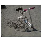 Metal Chicken Frame and Razor