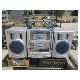 Aiwa Portable CD / Cassette / AM-FM Tuner