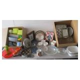 Muffin Trays, Plastic Containers, Trays, Pans