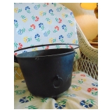 cast pot