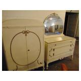 bedroom suite
