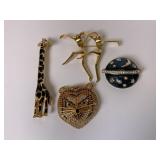 4 Fashion Pins / Brooches