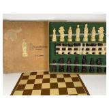 E.S. Lowe Vintage Renaissance Chessman Set