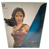 DC Collectibles Wonder Woman Statue