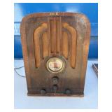 Philco Model 37-620 Wood Tube Radio