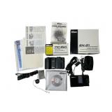 Nikon Coolpix 995 Camera Set with Lenses