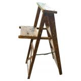 5 Foot Wooden Step Ladder with Folding Shelf