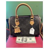LV.