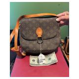 LV.