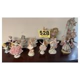 Figurines