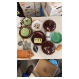 Brown stoneware & Frankoma