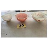 3 piece Pyrex set