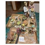 Figurines