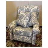 Smith Bros. Berne IN High Leg Power Recliner