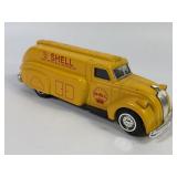 ERTL American Classic Die Cast Shell Tanker Bank