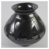 Mata Ortiz Pottery Vase Signed By Jorde Sandoval