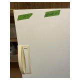 KENMORE FREEZER 60' X28'W X 31'D