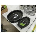 ENAMEL ROASTING PANS X2 (16" X 12")