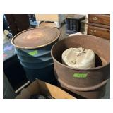 2 METAL BARRELS 1 LID
