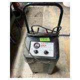 SHUMACHER 200A BATTERY CHARGER