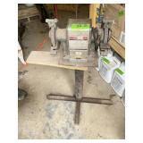 CRAFTSMAN GRINDER ON STAND NEEDS WORK