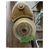 EVANRUDE ELTOPAL BOAT MOTOR ON STAND