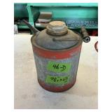 VINTAGE OIL CAN