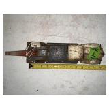 METAL TOY TOW TRUCK UNKNOWN MAKER