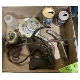 VINTAGE BEER CANS OIL SPOUTS