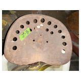 TRACTOR SEAT-METAL, PARTIAL STAND