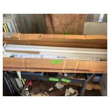 FLORESCENT FIXTUREW 4 BULBS F40T 4FT UNTESTED