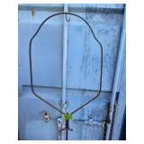 METAL BIRD CAGE STAND