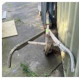 ANTIQUE PLOW