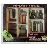 DIECAST TOY CAR GARAGE  1:18 SCALE