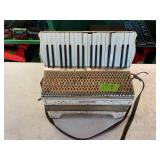 SUPERTONE MILANO ACCORDION WITH CASE