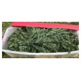 CHRISTMAS TREE+DECORATIONS
