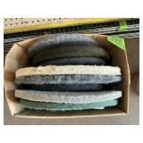 ROUND SCRUBBING PADS, 12' + 16'