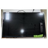 VIZIO FLATSCREEN TV WITH REMOTE ï¿½ POWERS ON