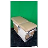 UMF 5103 Exam Table (Need Repairs)