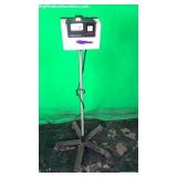 Welch Allyn PipeLite Exam Light on Rolling Stand N