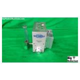 Sechrist 3500HL High Flow Oxygen Blender Sechrist 3500HL High Flow Oxygen Blender