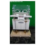 OHMEDA LR87400 Infant Incubator OHMEDA LR87400 Infant Incubator