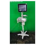 Spacelabs Healthcare 91390 Qube Compact Monitor W/ Spacelabs Healthcare 91390 Qube Compact Monitor W/