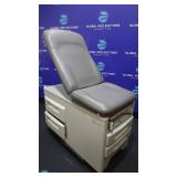 UMF Medical Exam Table(7760573)(7760573)