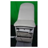 Brewer Access 5000 Exam Table