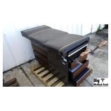 Midmark 104 Exam Chair Midmark 104 Exam Chair