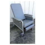 Winco 653 Recovery Chair Winco 653 Recovery Chair