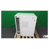 Forma Scientific  3860 Stackable CO2 Incubator.