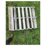 2xBID Metal Shepherd Hooks